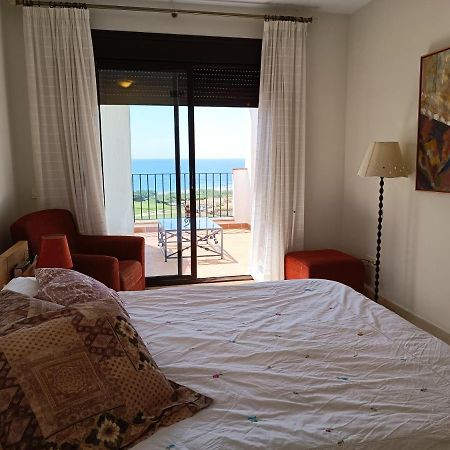 Amplio Apartamento En Portofino Alcaidesa Buitenkant foto