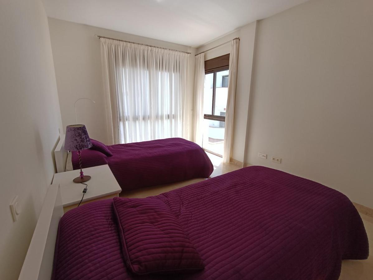 Amplio Apartamento En Portofino Alcaidesa Buitenkant foto