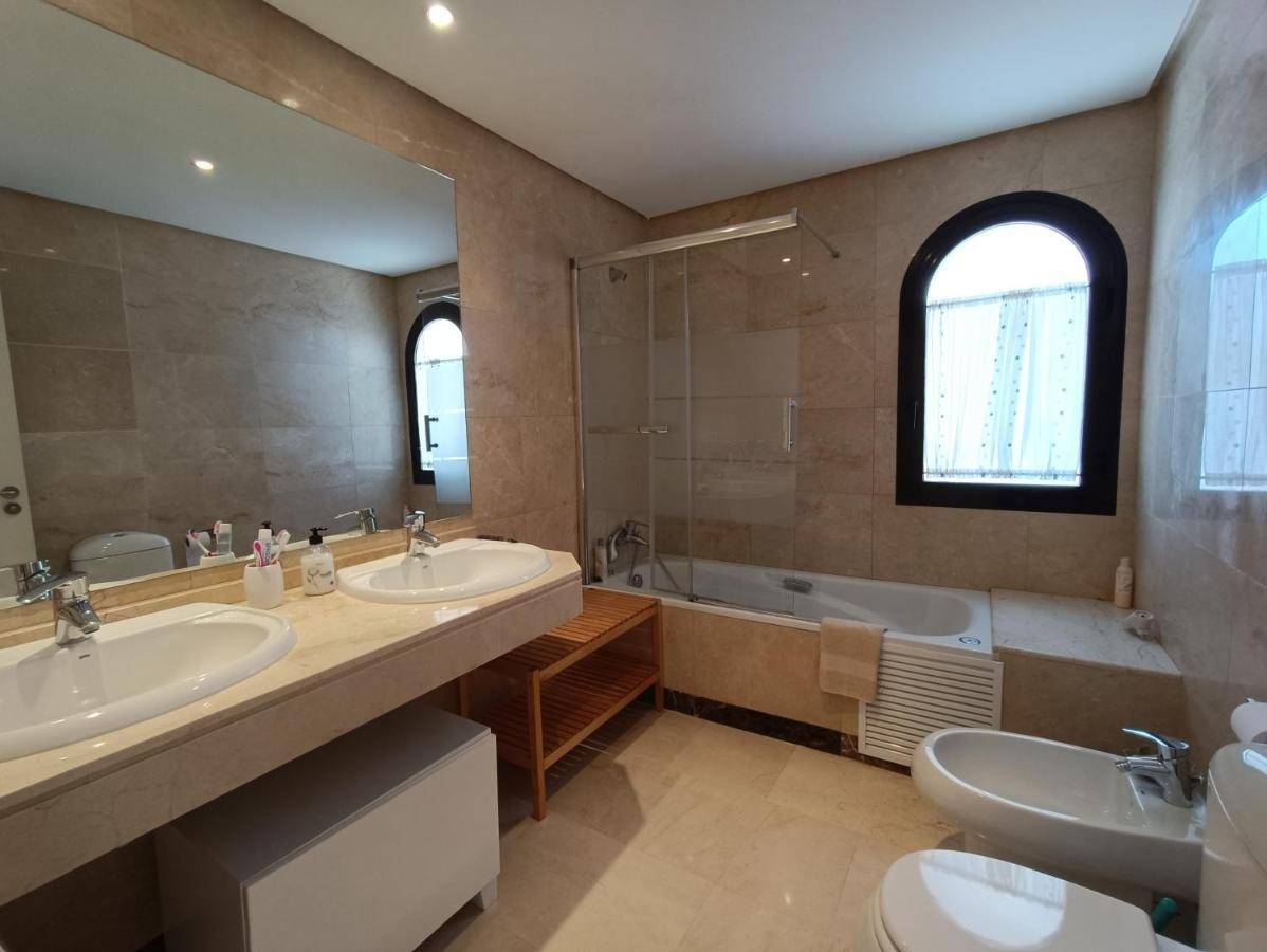 Amplio Apartamento En Portofino Alcaidesa Buitenkant foto